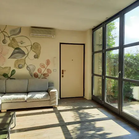 Le Maddalene לינה וארוחת בוקר 4*