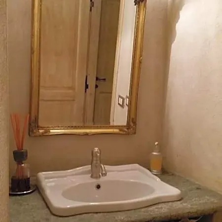 Le Maddalene Bed & Breakfast